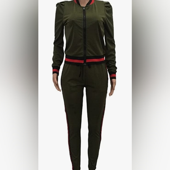 Two piece jogger - Picture 1 of 4